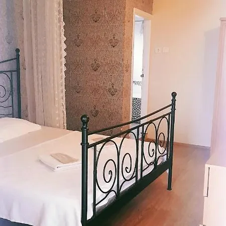 Morpheus Hotel 3*
